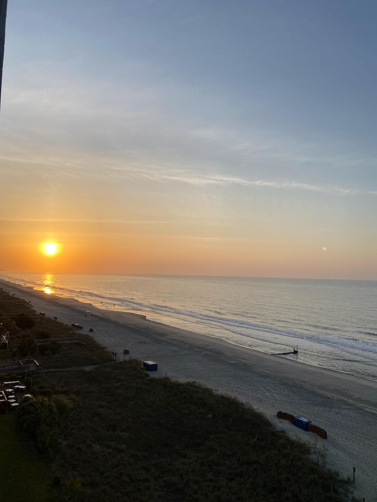 Cozy Ocean Front Condo with Beach View