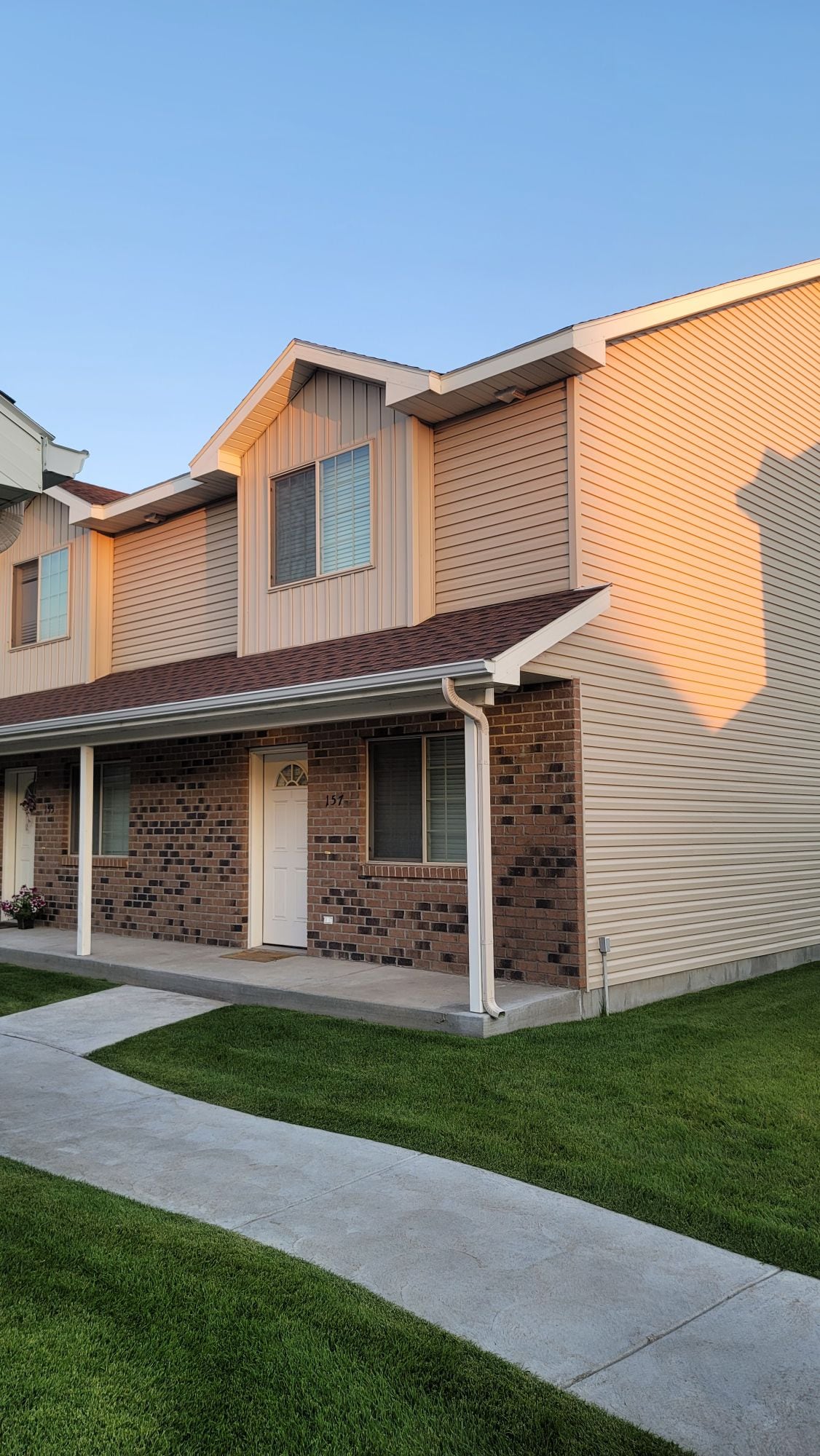 Town home in Ammon. No hidden fees.