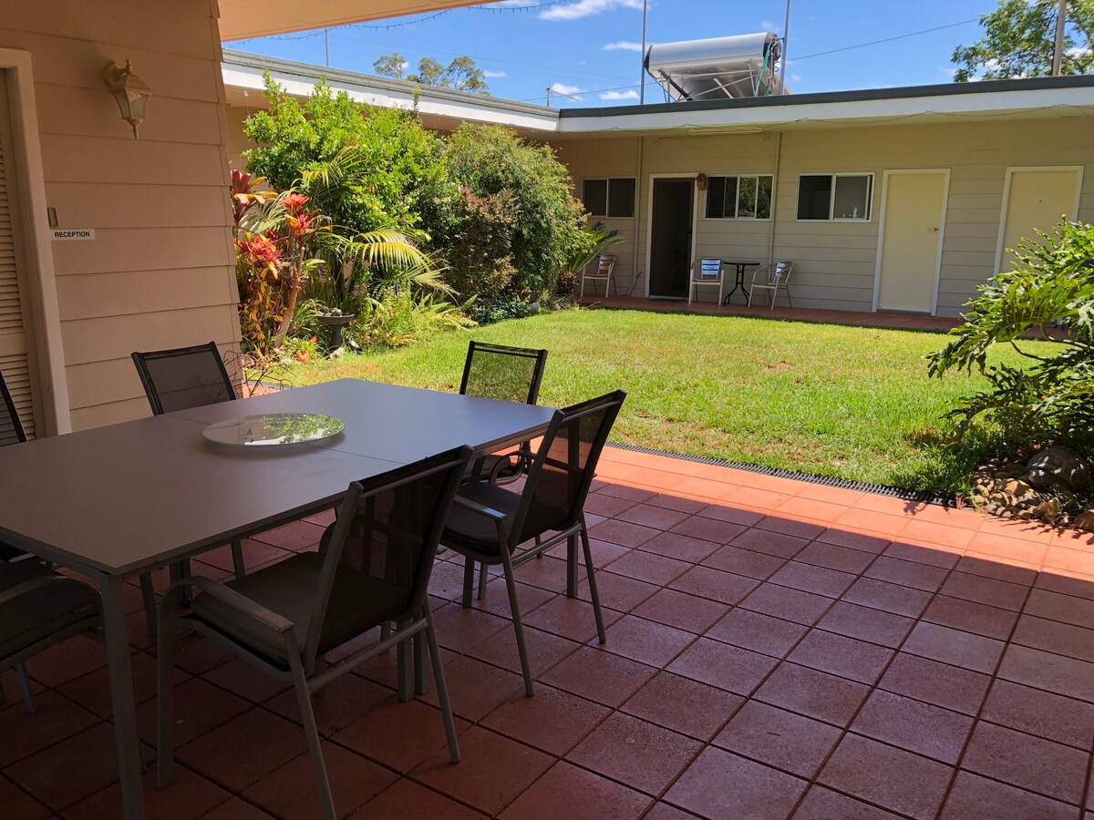 Woodridge Park - Family Room 2