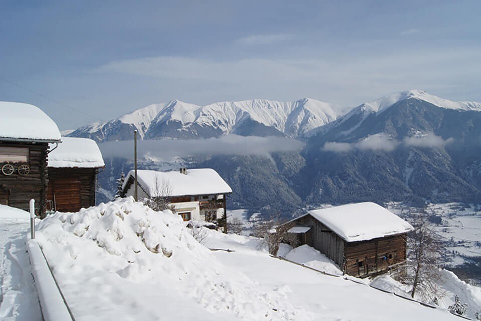 Försterhaus Dalin Ferienwohnung Schweizer Alpen