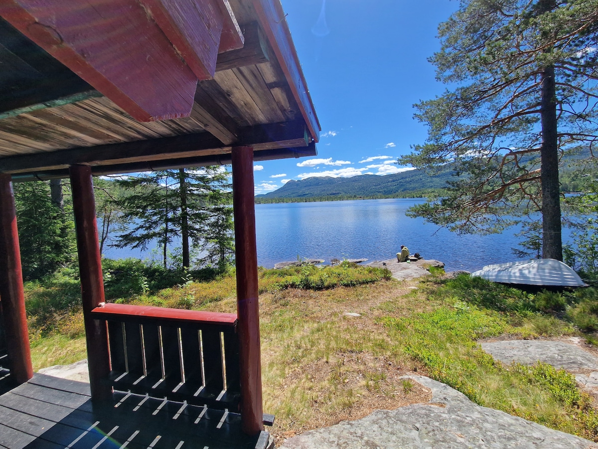 位于美丽环境中的老式小屋🏞