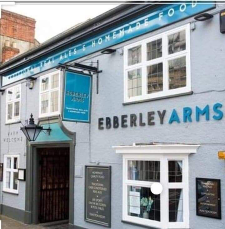 Ebberley Arms住宿加早餐