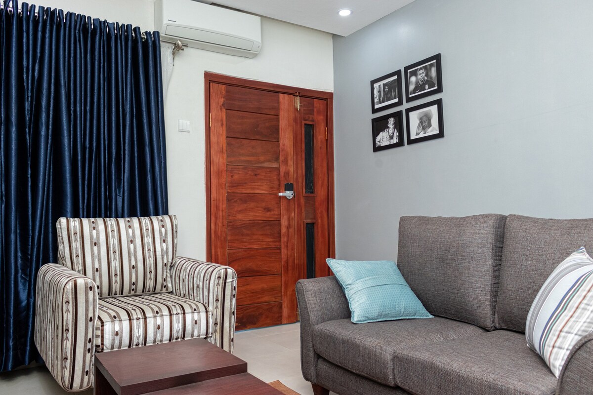 Ibadan Jericho公寓房源。3卧室橄榄色双层公寓
