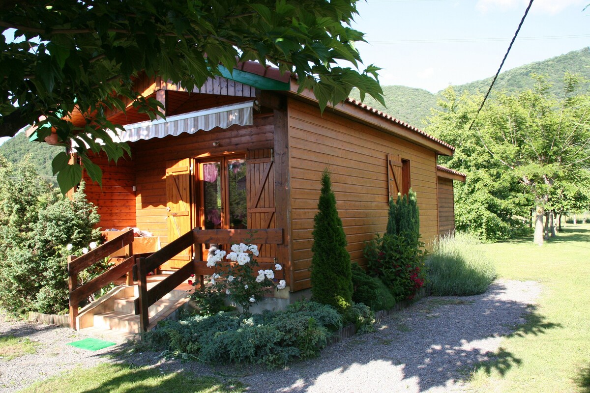 Chalet 4 personnes, 30 mn de Luchon, 15 mn Espagne