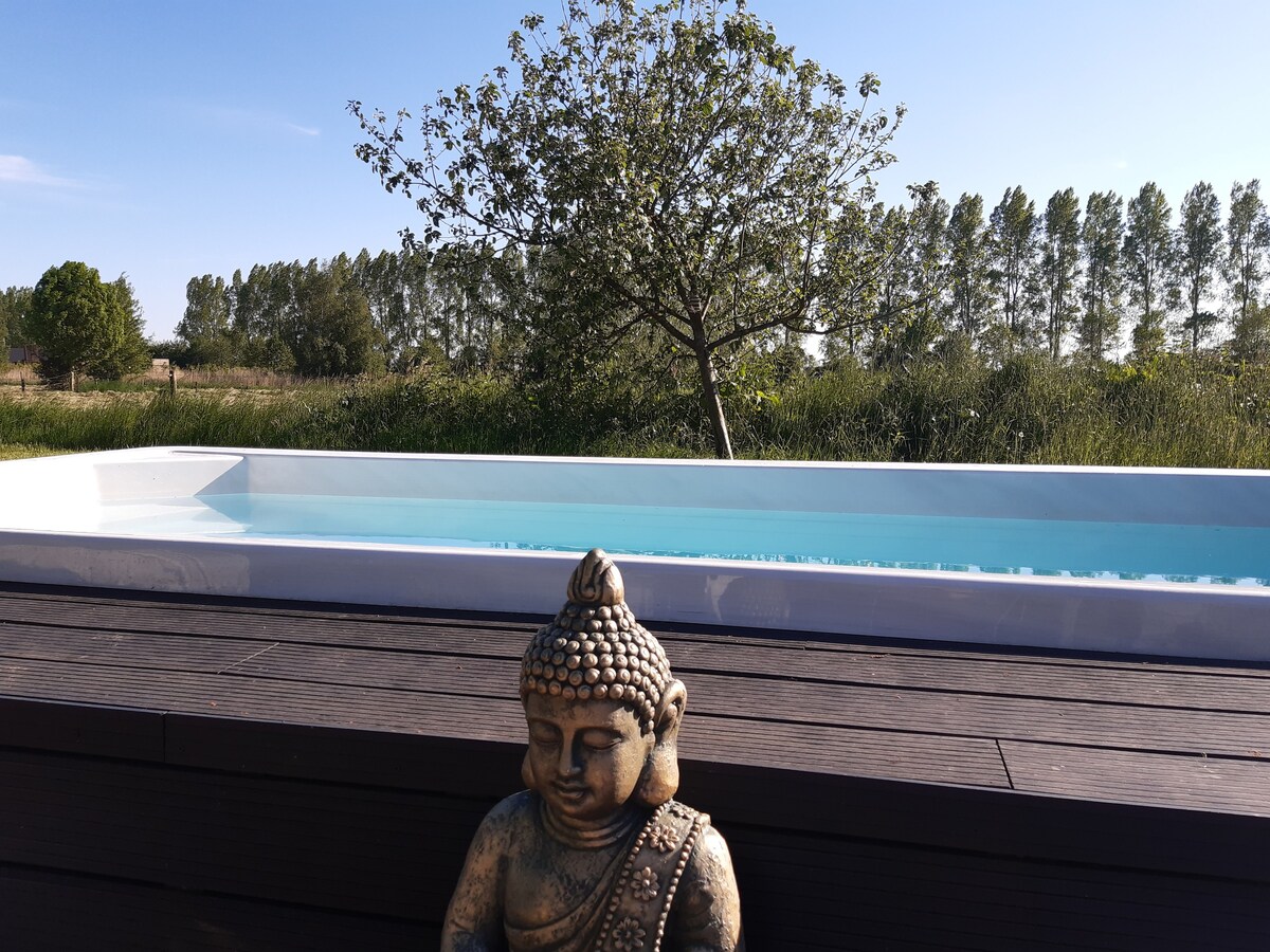 Wellnessvilla met prive zwembad, jacuzzi en sauna