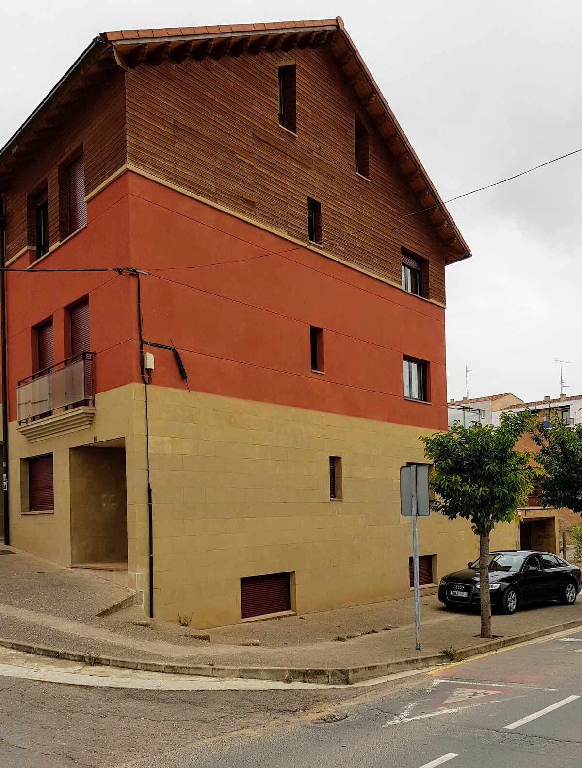 Casa de 4 habitaciones todas con baño en La Rioja