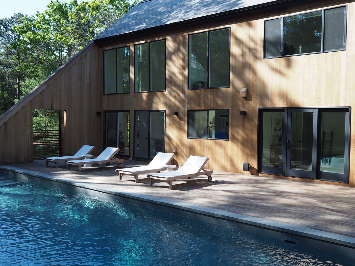 Renovated Retreat btw Sag Harbor and East Hampton