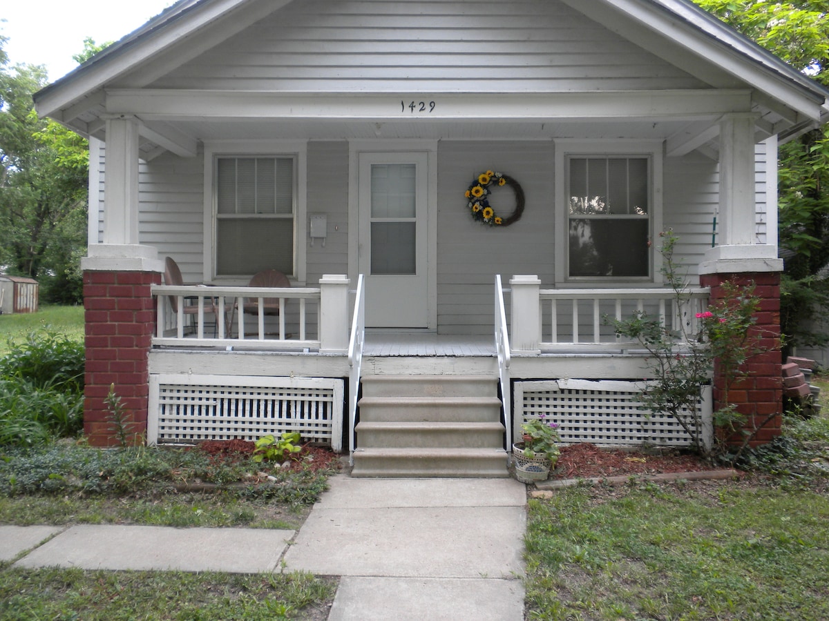 Sunflower House