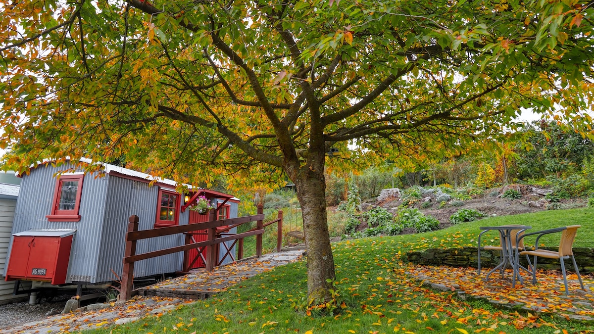 Henrietta 's Hut