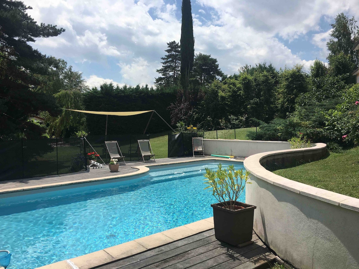 Superbe villa 8 pers piscine jardin 5mn de Vienne