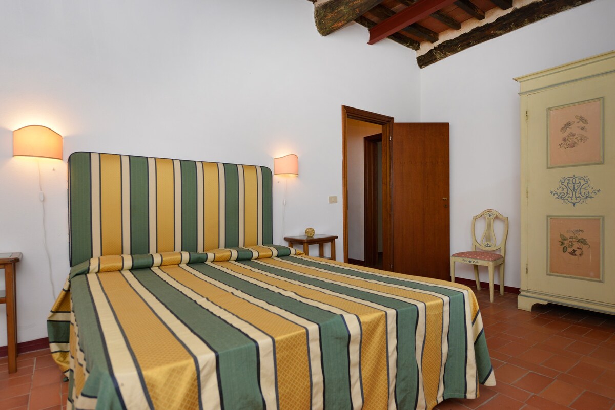 Forno - 5 beds apartment Tuscan countryside