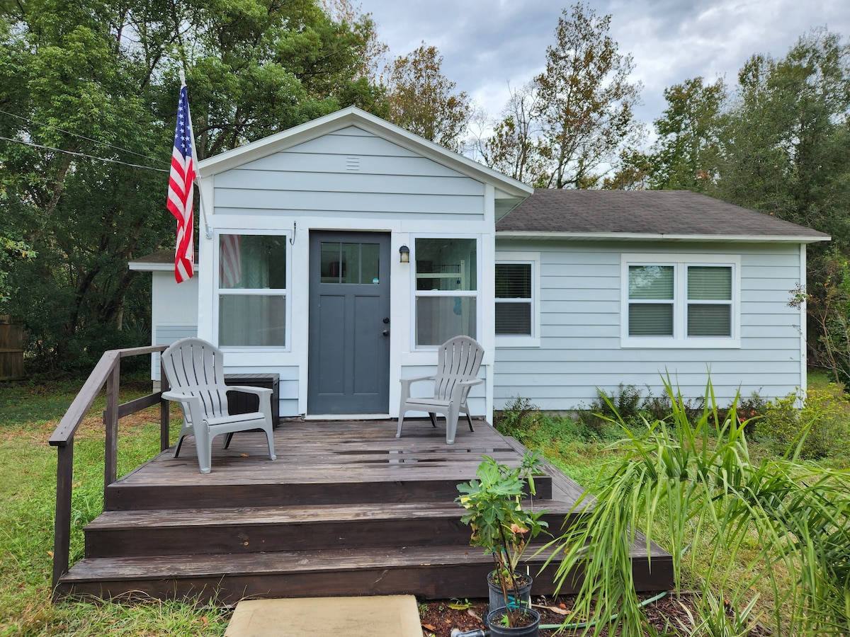 Peaceful Florida House For You