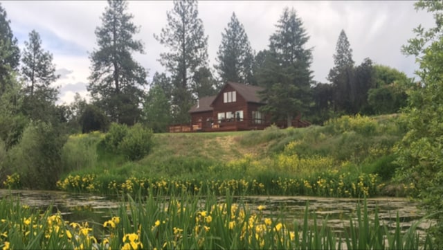 比特鲁特河畔蒙大拿小木屋（ Montana Cabin ） -令人惊叹的景！