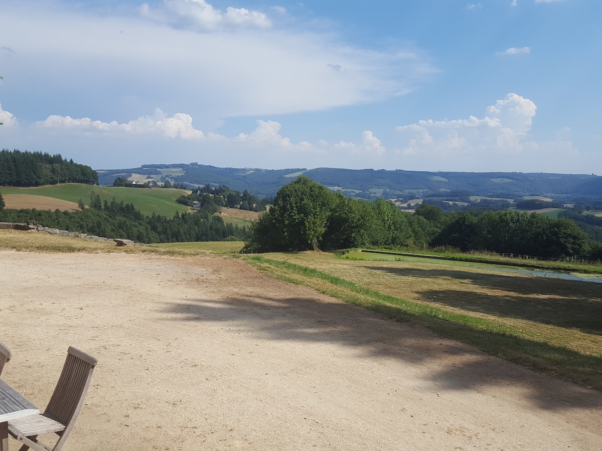 Gite dans Château 18eme près d'Aurillac