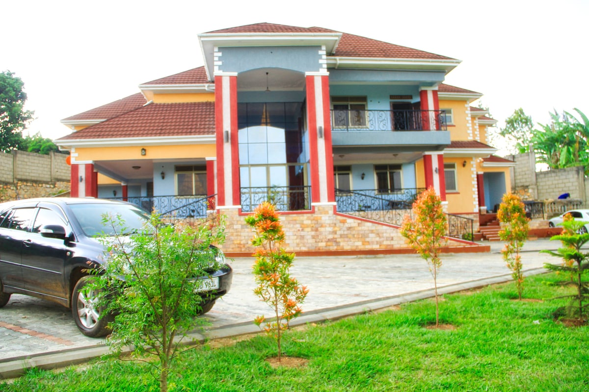 Fort Heights Homestay (Hotel) in Fort Portal