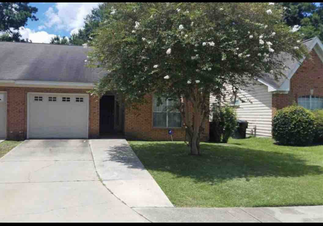 Cozy and Clean. Three bedroom two bath townhouse.