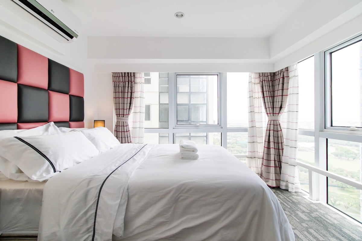 现代BGC 2卧室，带柔软的床和洗衣机
