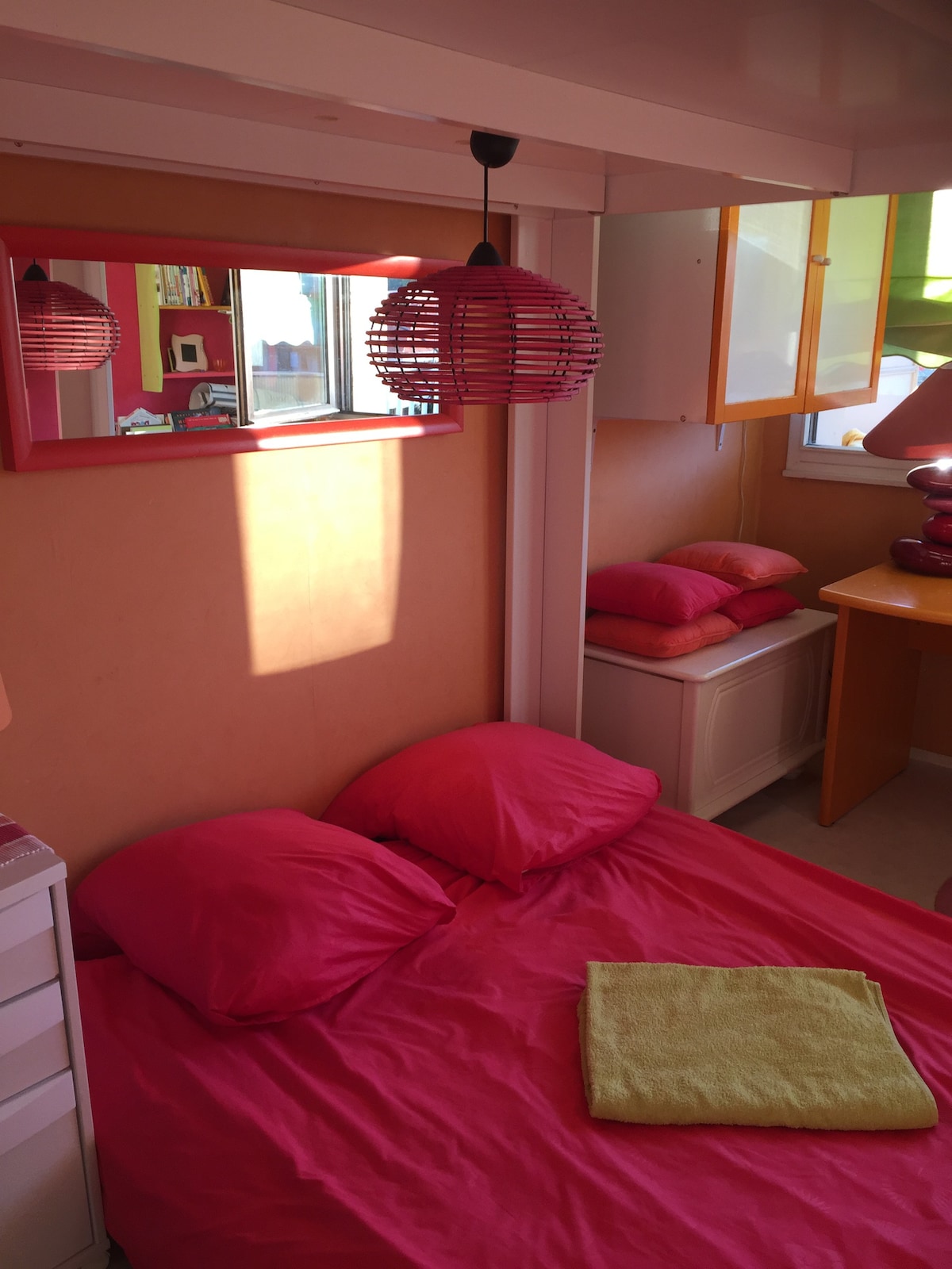 「彩色生活」双人房，带日式床