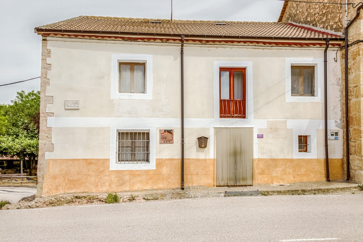 Traditional Cottage in Atauta near Traditional Winery