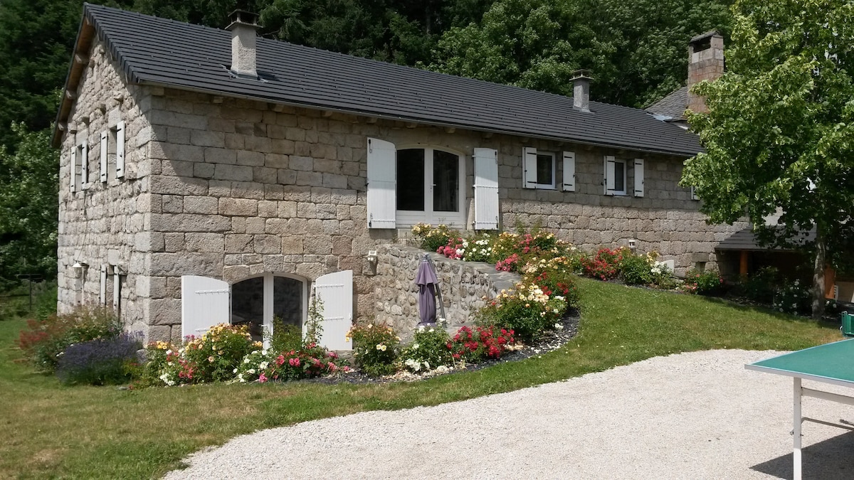 La ferme des Farios, gorges de Lignon