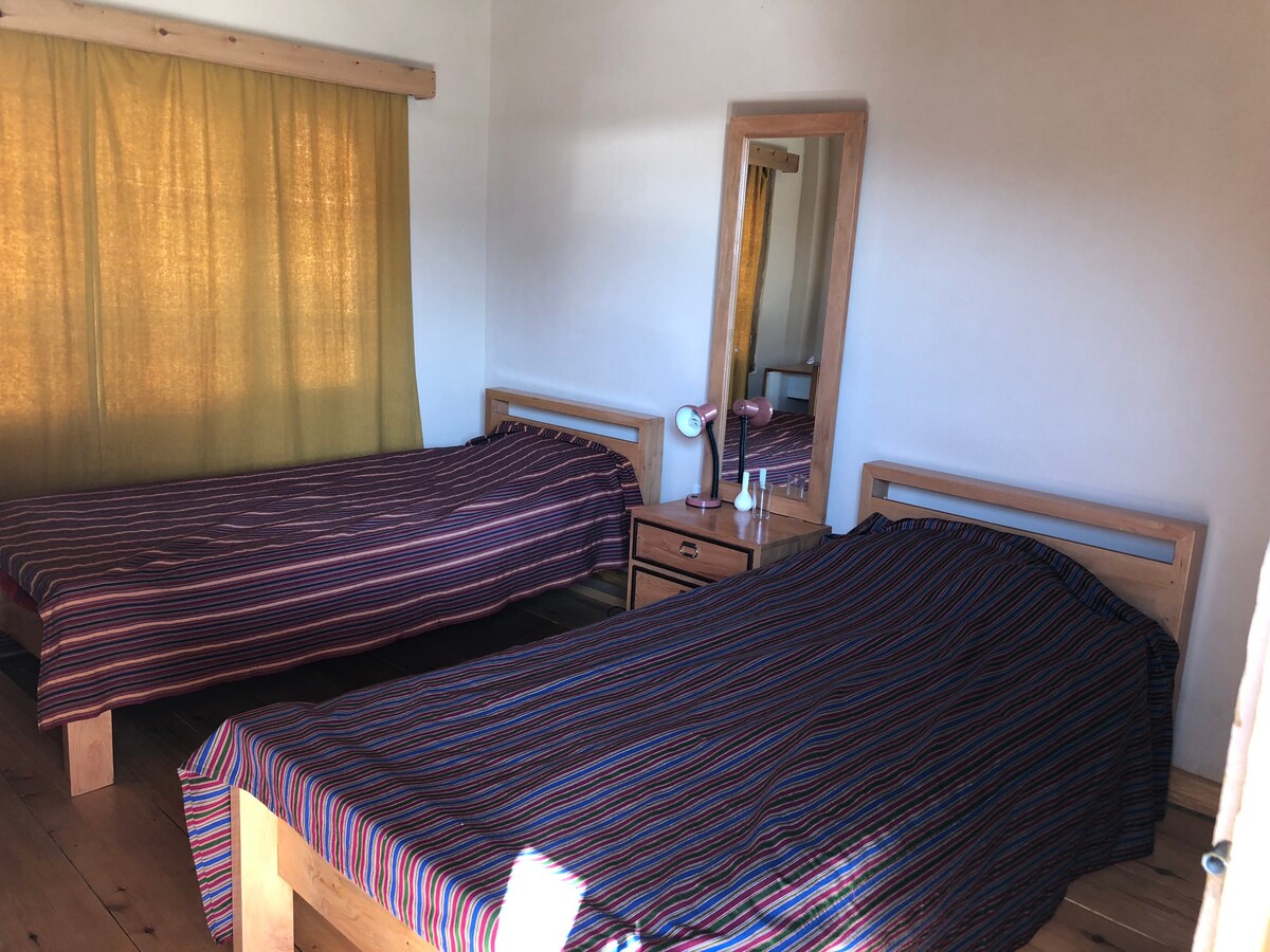 Quiet and comfortable rooms at Paro Satsam 3#