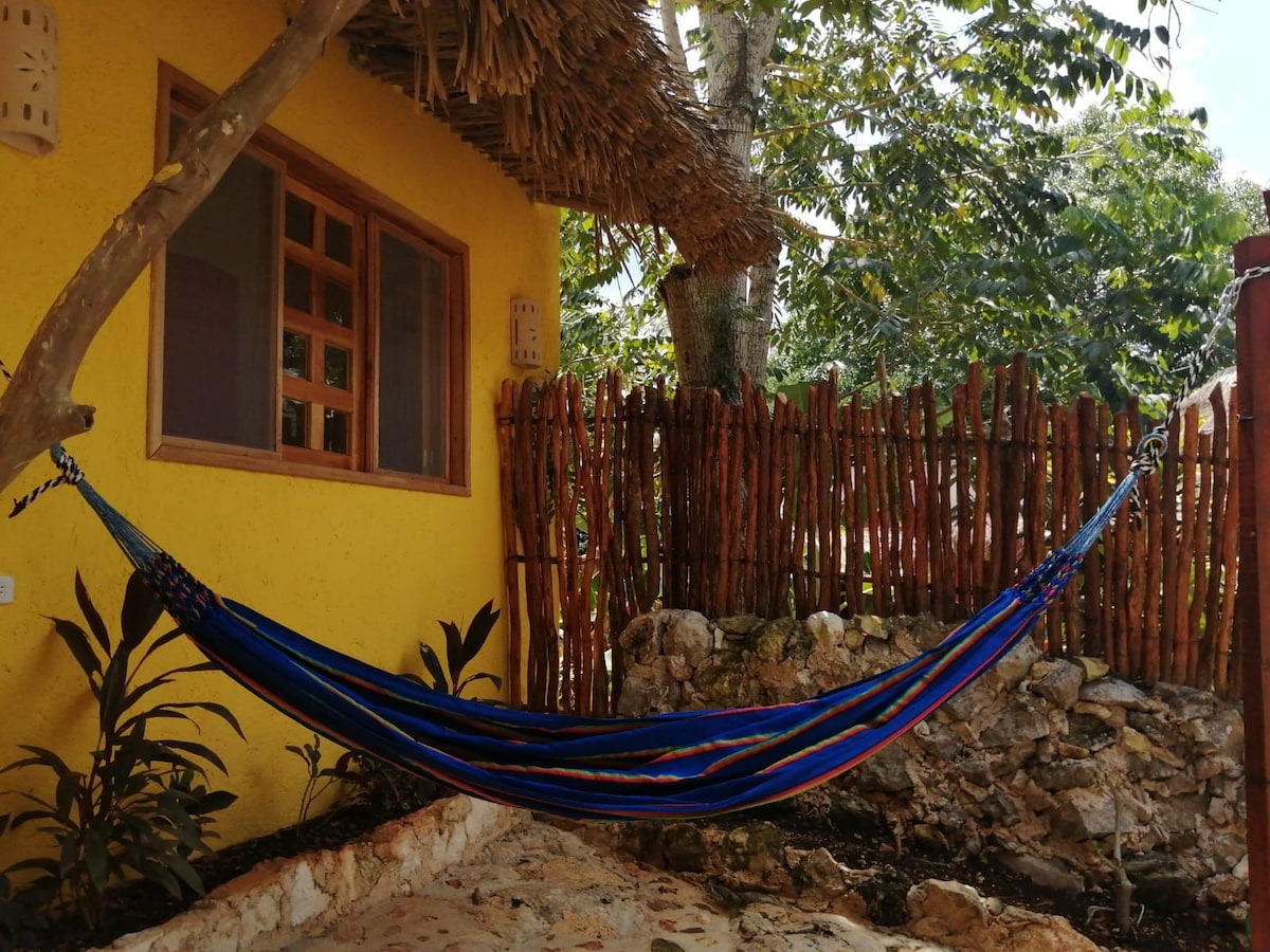 Suites de Piedra y Colores in Chichén itzá A 3 AAK