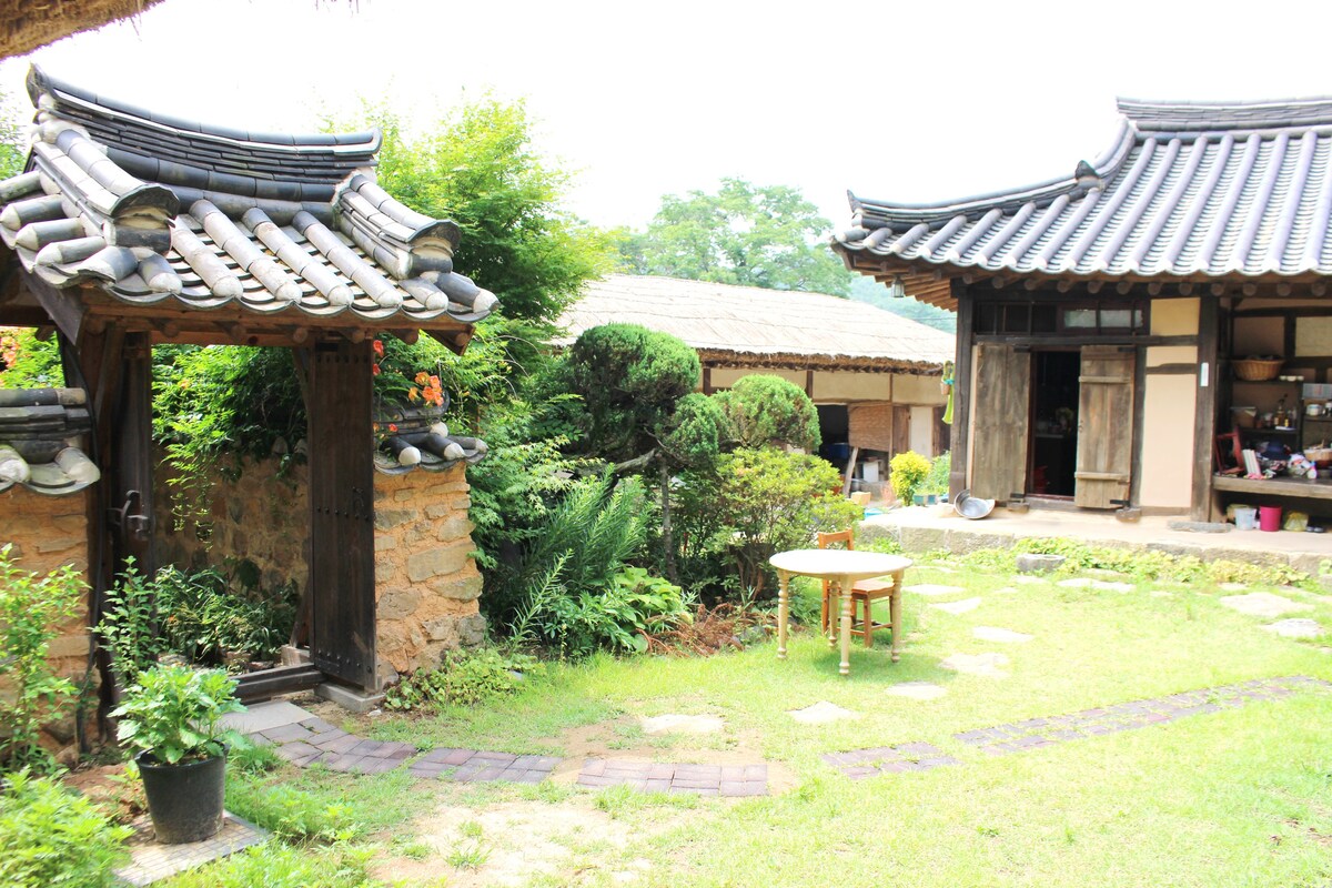 韩式传统民宅韩屋（清州韩屋体验「Ko Seonjae」2人）