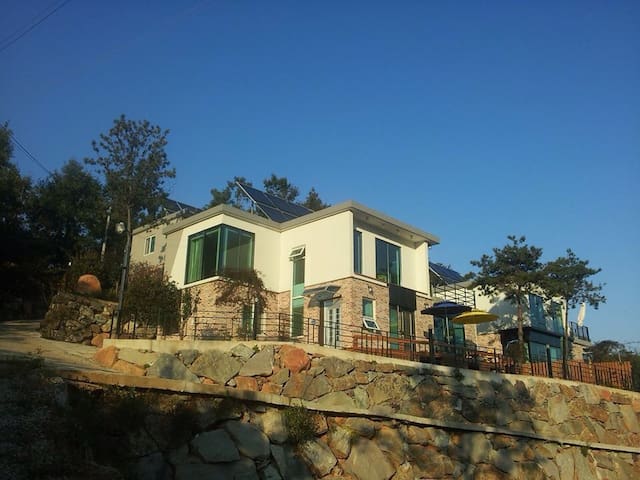 Samdong-myeon, Namhae-gun的民宿