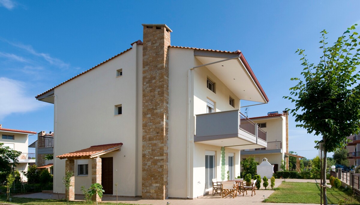 Beautiful house close to the beach