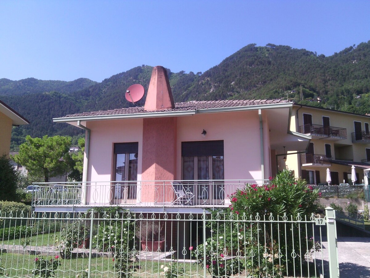 Villa delle Rose-Tignale-Gardasee