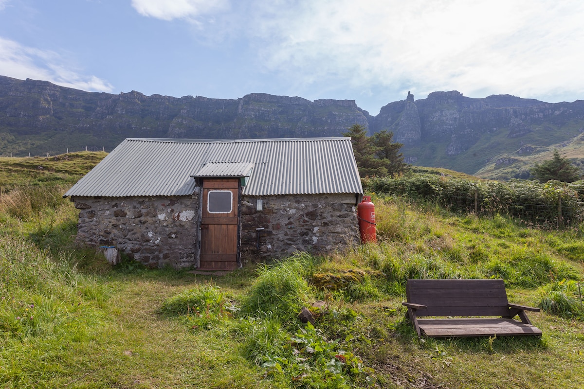 Cleadale Bothy on Isle of Eigg