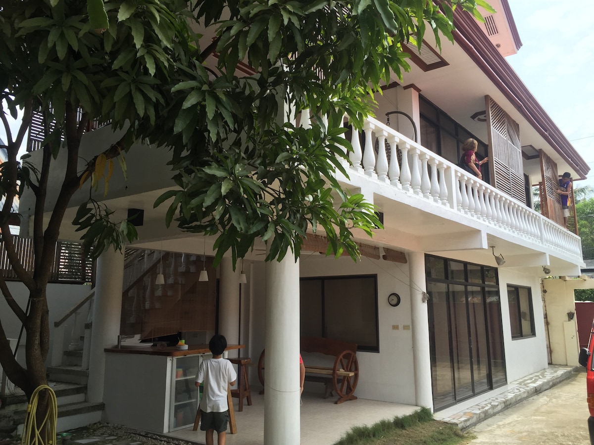 Bohol Town House 2卧室（ 2-4人）