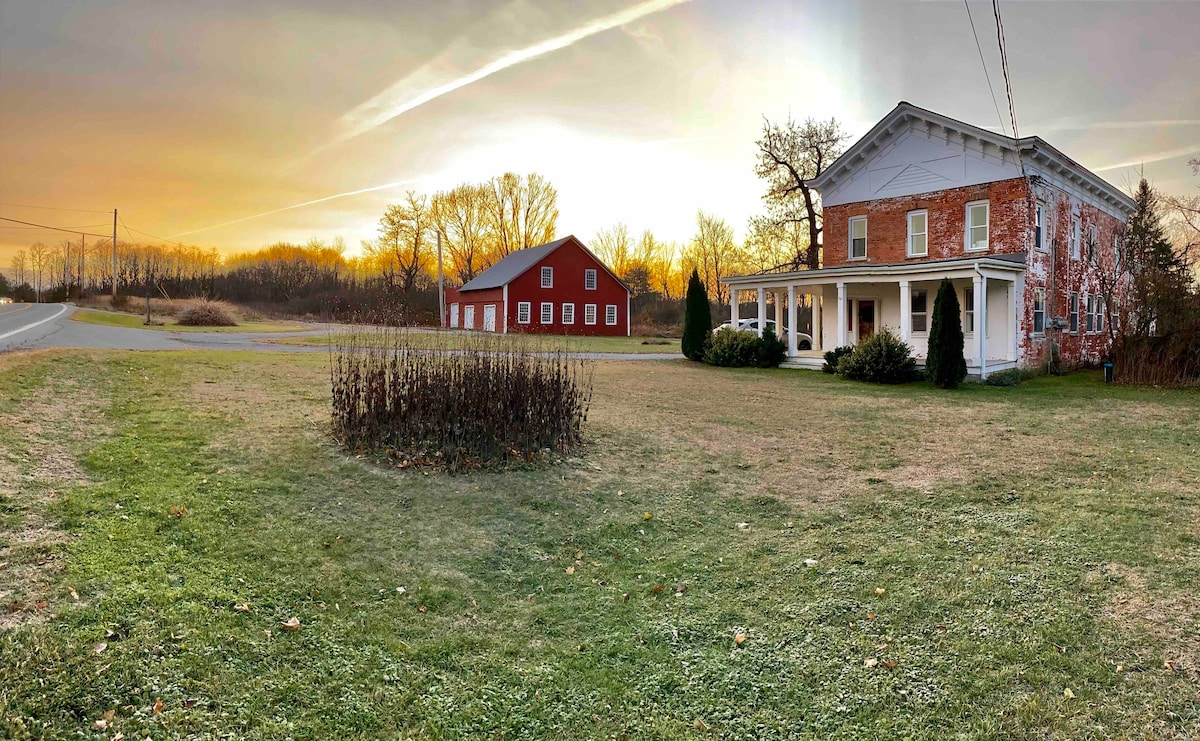 The Farmhouse at Saratoga - H2