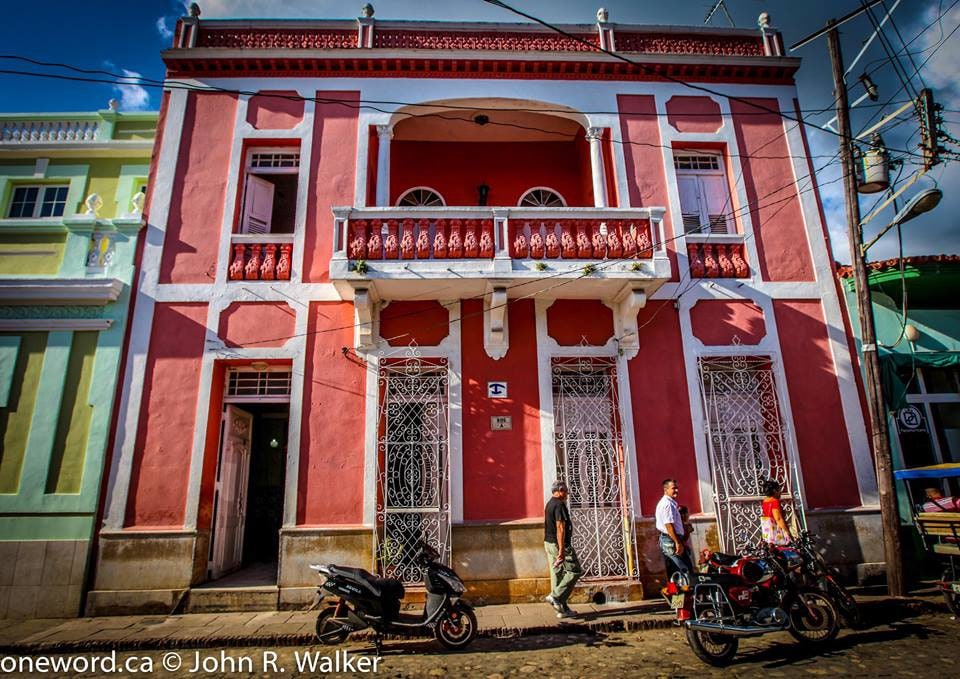 Colonial House Trinidad 1920 - Mustard Room