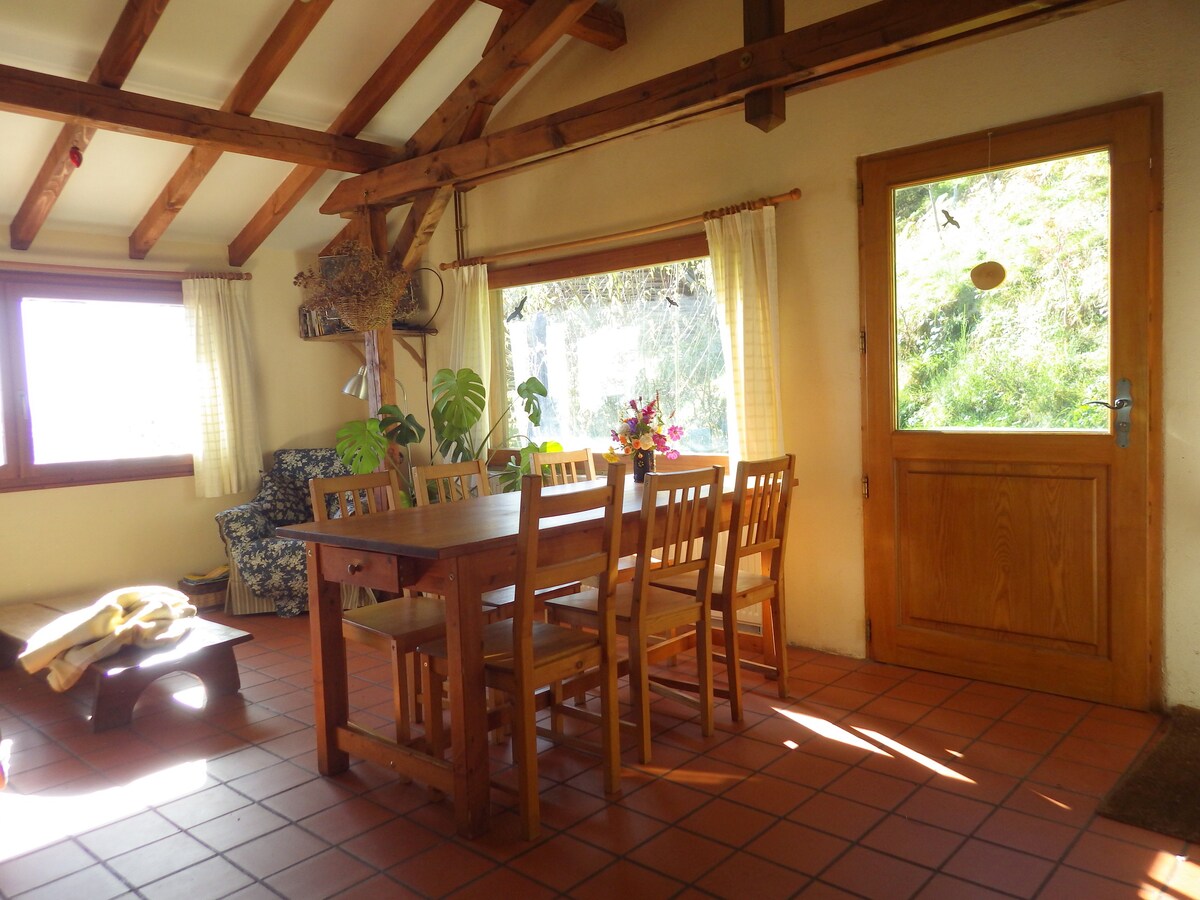 Bambois, gîte à la ferme (6 à 8pers)