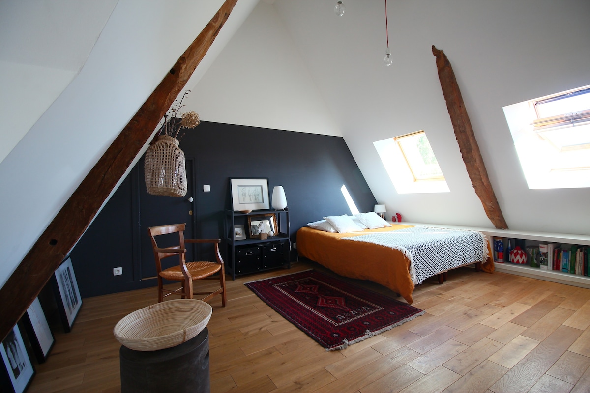 2 guest rooms in a charming property