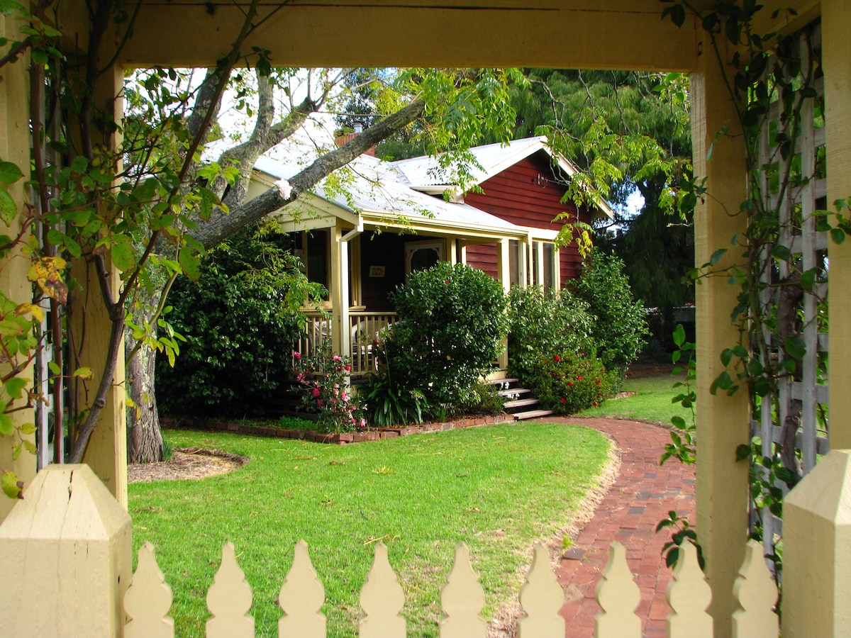 Dwellingup Mill House