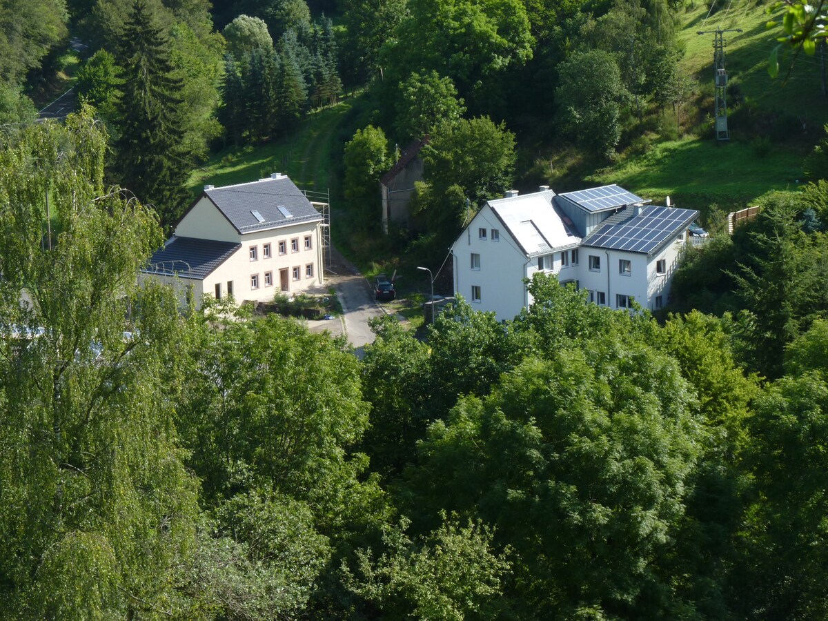 Country house Eifel - 7 bedrooms - single use!