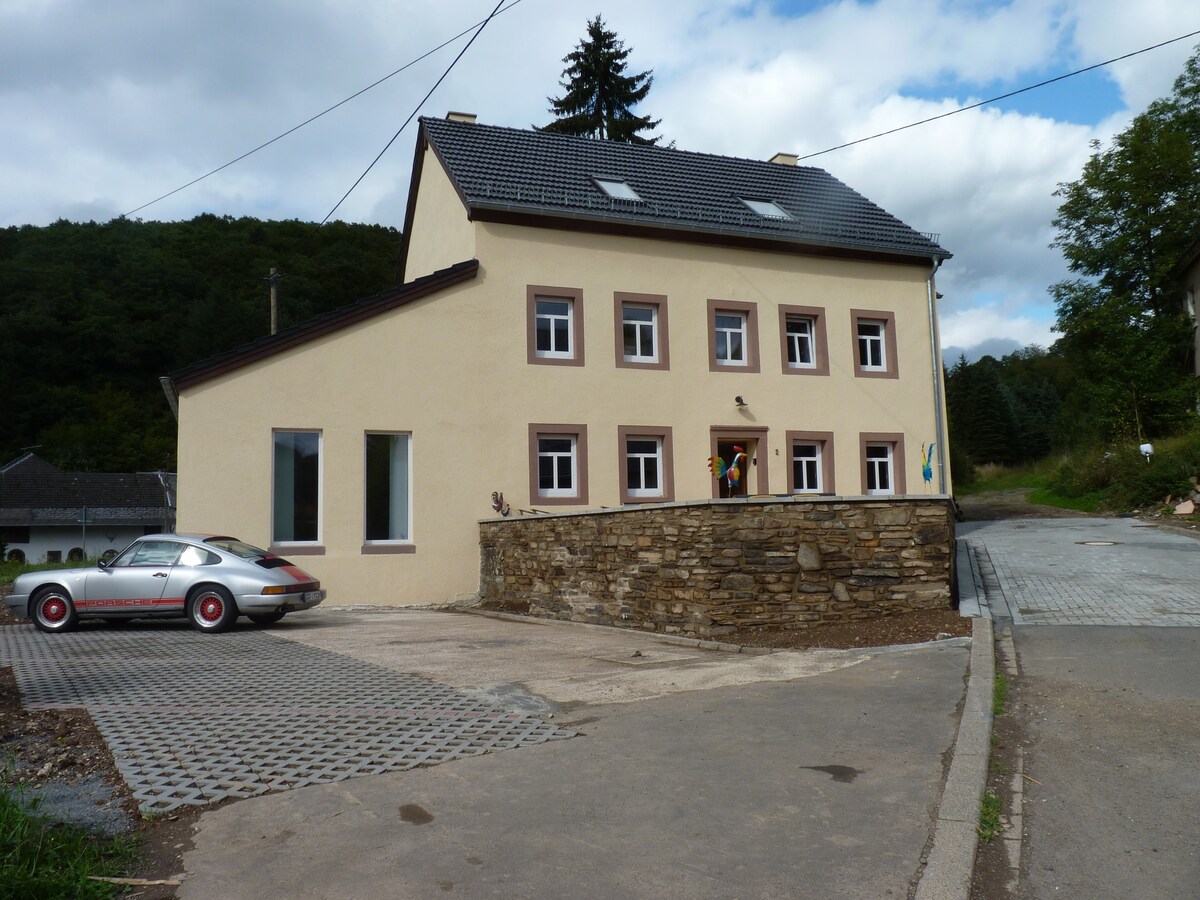 Country house Eifel - 7 bedrooms - single use!