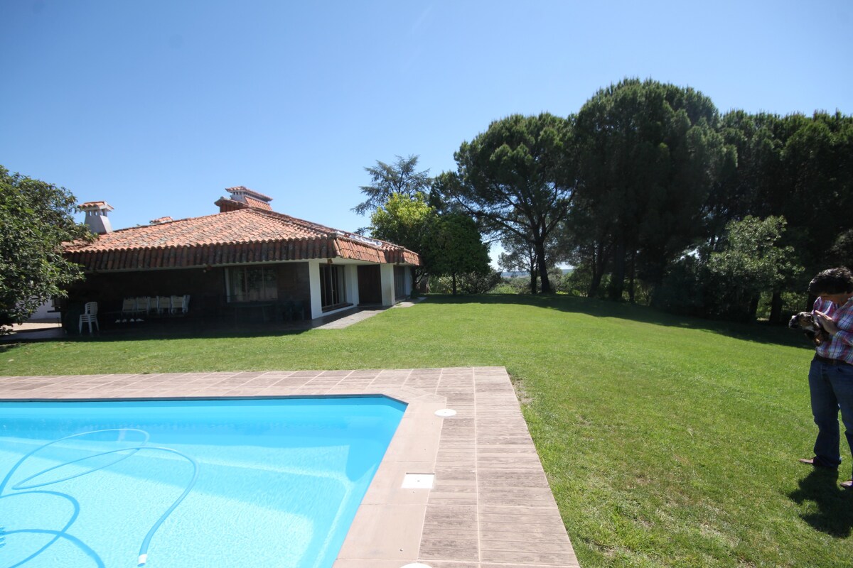 Casa Rural El Rivero ：泳池