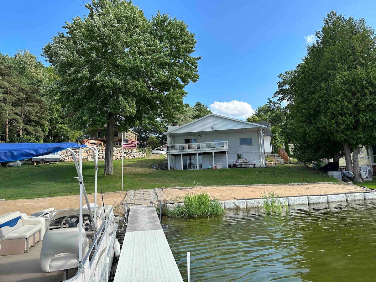 Maston Lake Paradise-Sleeps 10-Private Lakehouse