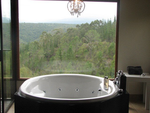 EARTH ROSE Deluxe4star honeymoonerBIG jacuzzi/tub!