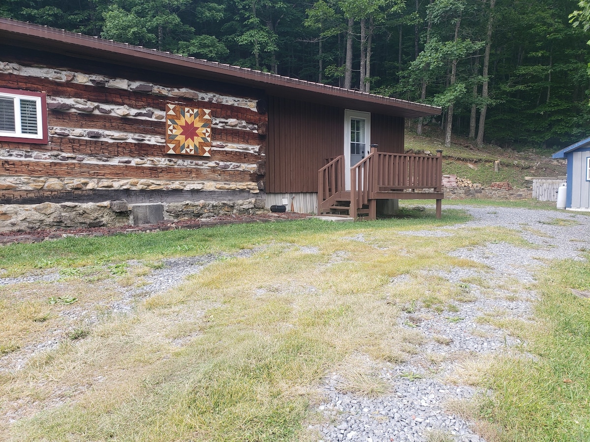 Cabin on the Dragon, Tazewell Va