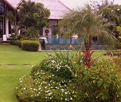 巴厘岛豪华海滩别墅，罗维纳（Lovina）附近