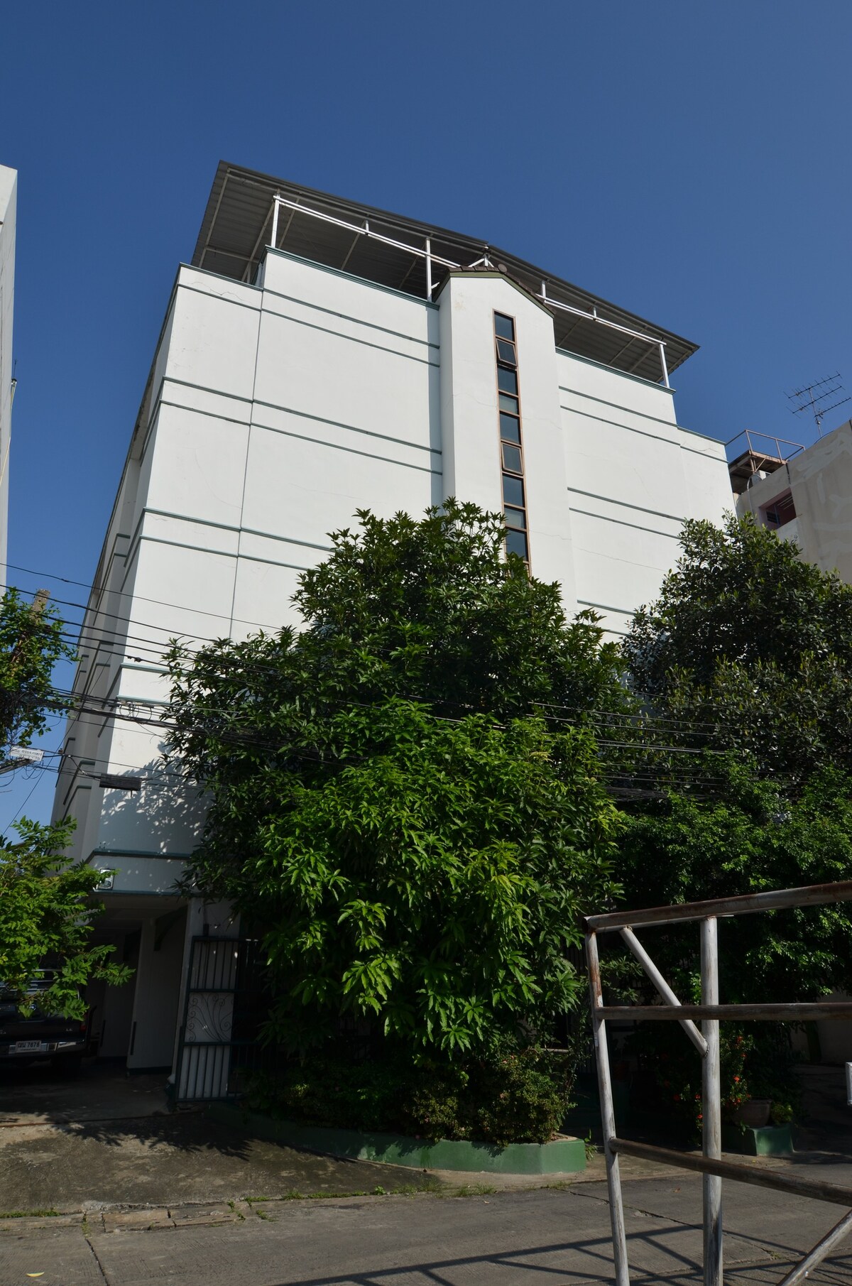 叻抛路（ Lat Phrao Road ）两居室公寓