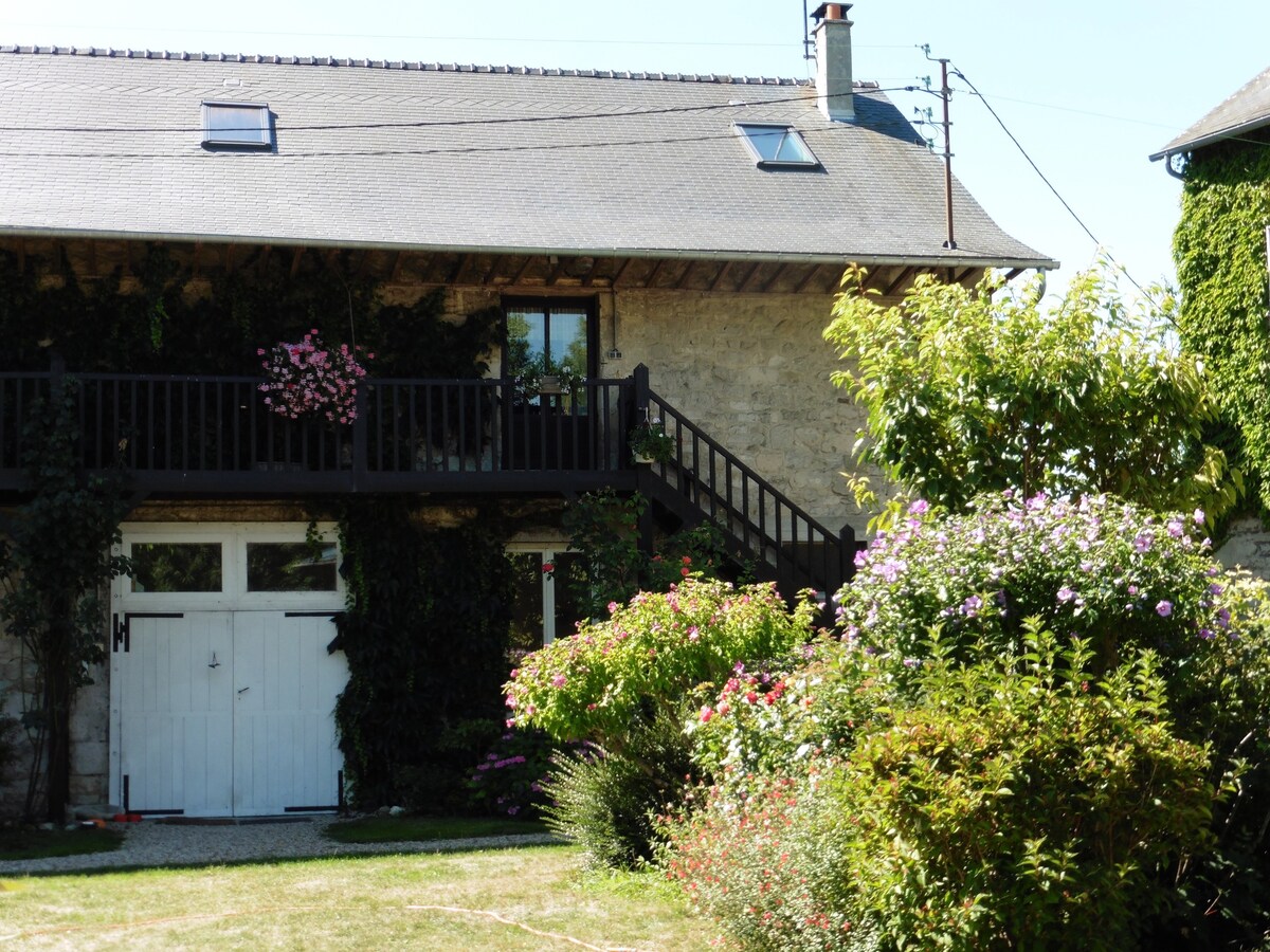 Gîte de Charme "L'ancienne grange"  Paris : 100km