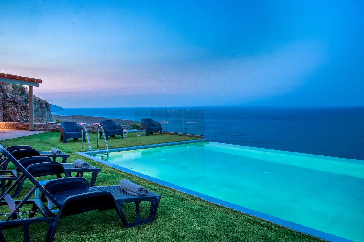 Anastasis Luxury Villa Andros带加热泳池