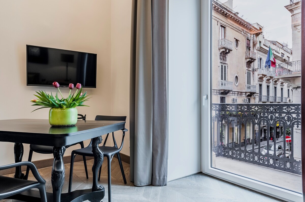 FerriniHome Appartamenti con balcone in via Etnea