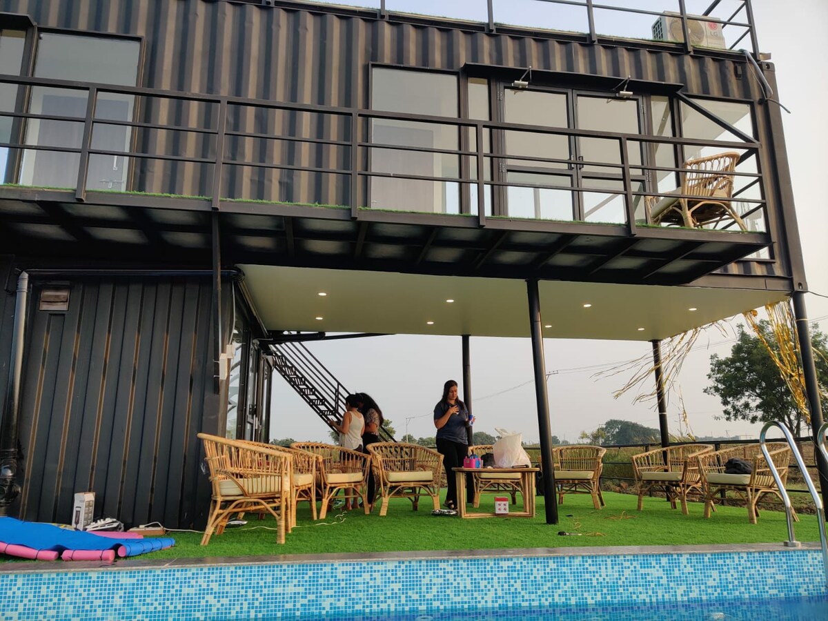 Party Farm House in Hyderabad with Swimming Pool