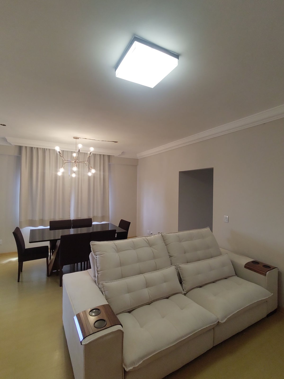 Apartamento Gpuava, próximo Campo Real e Unicentro